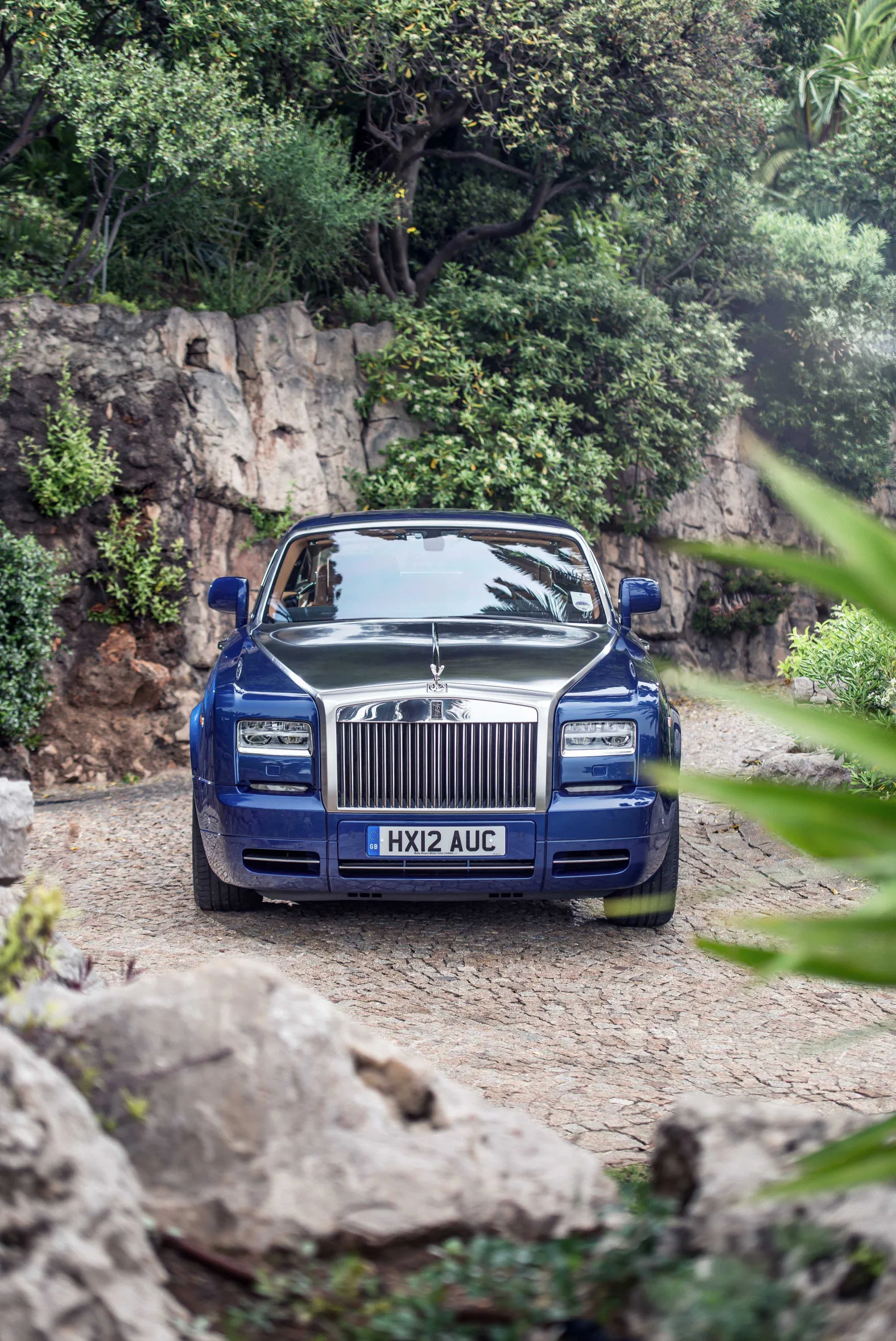 thumb for Blue Rolls Royce Car Wallpaper