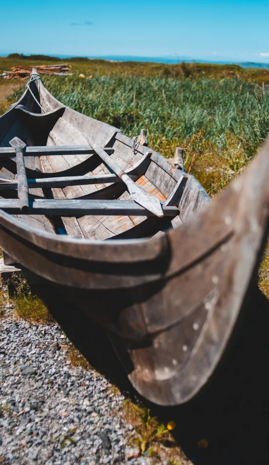 brown wooden boat wallpaper