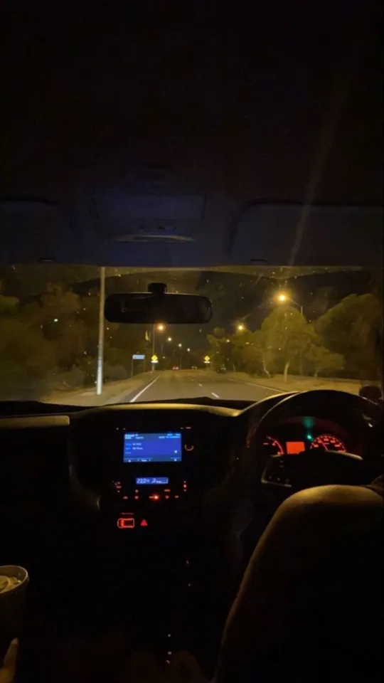 cars in night mobile wallpaper