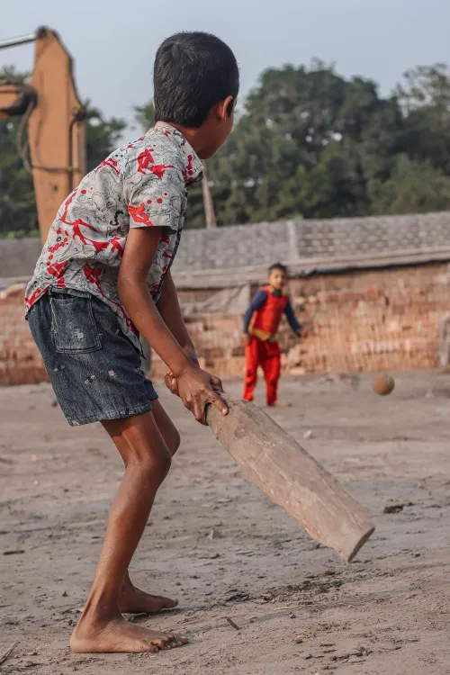 children play cricket wallpaper