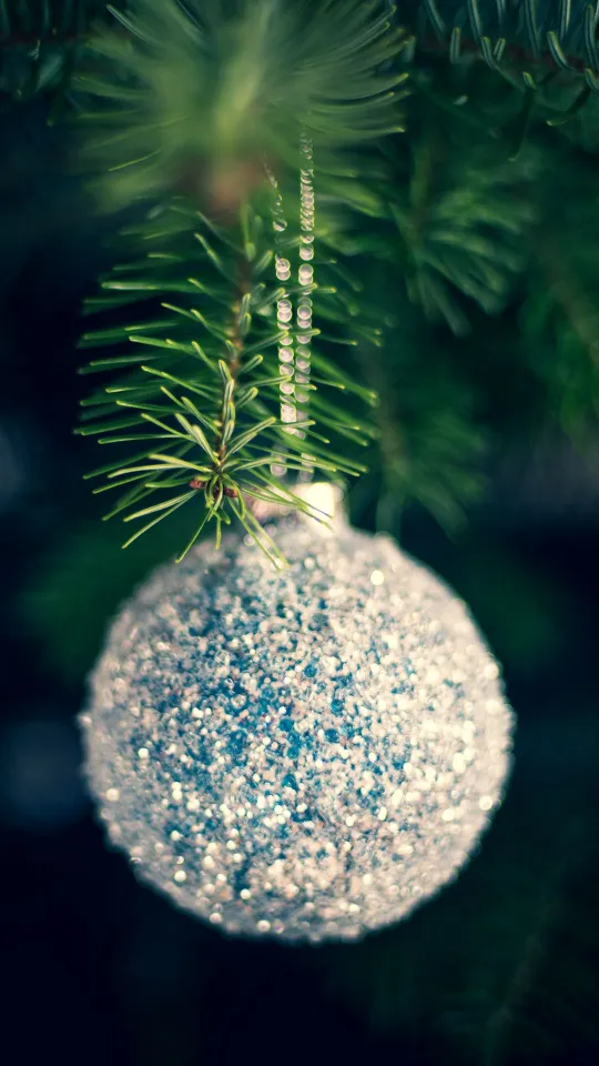 christmas ball tree wallpaper