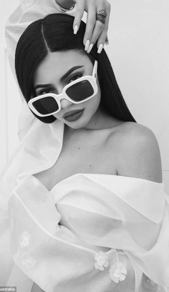 kylie jenner wallpaper