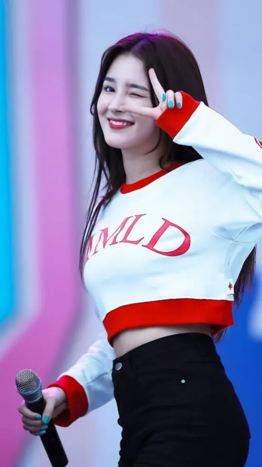 thumb for Nancy Momoland Android Wallpaper