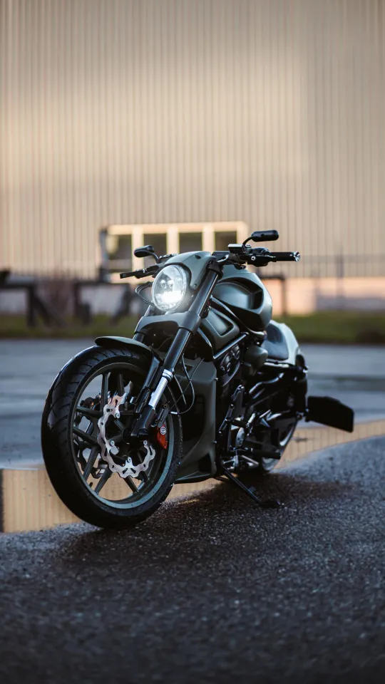 thumb for Harley Davidson Vrod Bike Wallpaper