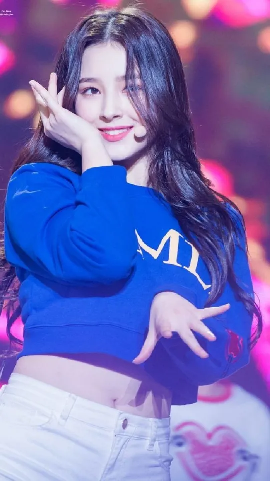 thumb for Nancy Momoland Wallpaper 2023